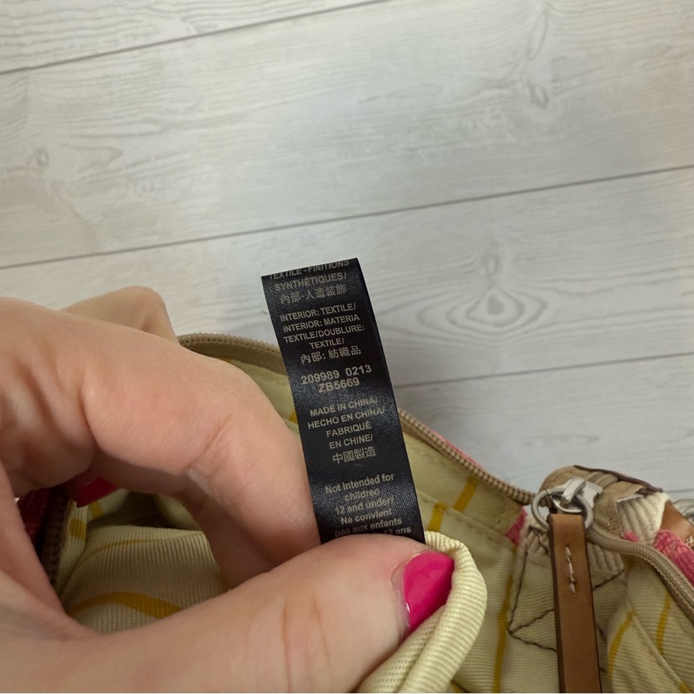 Fossil Lena Canvas Crossbody Pink/Orange Medallion Floral Purse - Picture 10 of 10